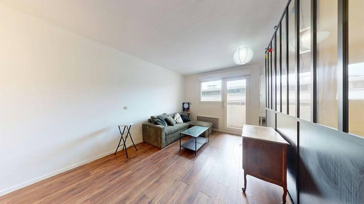 T1 meublé - Image 3